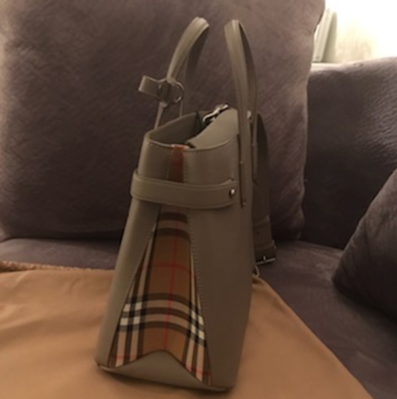 Burberry Handbag - Picture 3 of 5